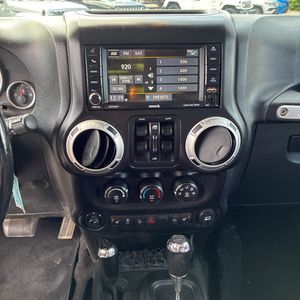 2013 JEEP WRANGLER UNLIMITED SAHARA — фото 37