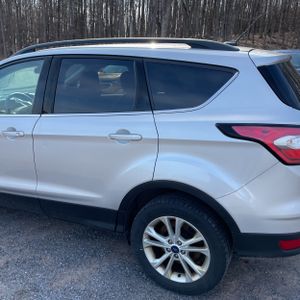 FORD ESCAPE SE - 6
