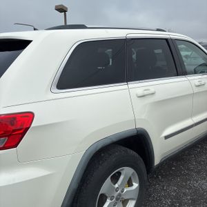 JEEP GRAND CHEROKEE LAREDO - 9