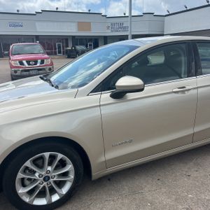 FORD FUSION HYBRID SE - 2