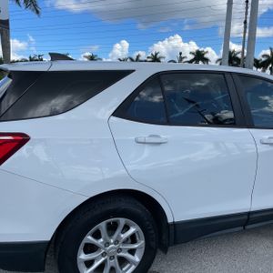 صورة 9 لـ 2020 Chevrolet EQUINOX LS