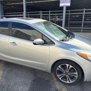صورة 11 لـ 2014 KIA FORTE EX