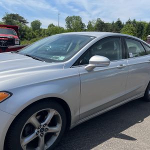 FORD FUSION SE - 2
