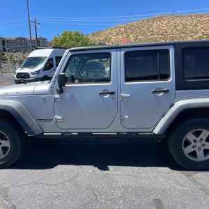 2011 JEEP WRANGLER UNLIMITED RUBICON — фото 4