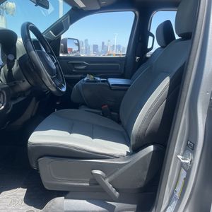 2022 RAM 1500 BIG HORN thumbnail 32