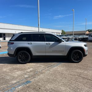 JEEP GRAND CHEROKEE ALTITUDE 4X4 - 10