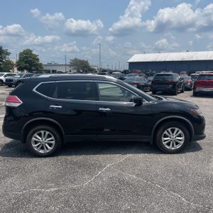 2016 Nissan ROGUE SV — фото 10