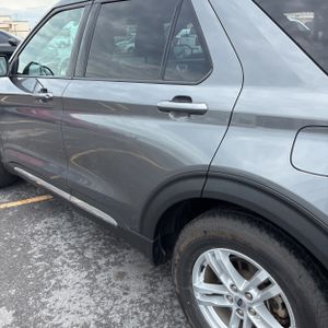 FORD EXPLORER XLT - 6