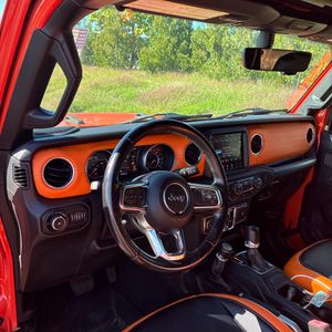 صورة 35 لـ 2018 JEEP WRANGLER UNLIMITED SAHARA