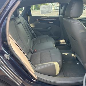 2017 Chevrolet IMPALA LT — миниатюра 35