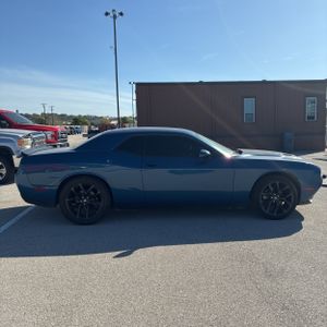 DODGE CHALLENGER SXT - 10