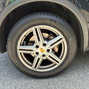 2016 Porsche CAYENNE S — миниатюра 17