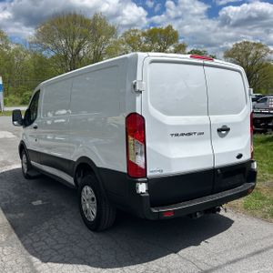 FORD TRANSIT 250 - 5