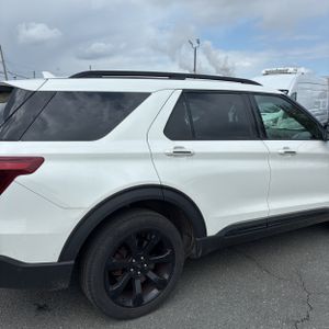FORD EXPLORER ST - 9