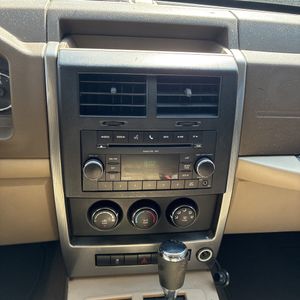 2011 JEEP LIBERTY SPORT — миниатюра 34