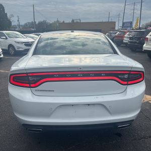 DODGE CHARGER SXT - 7