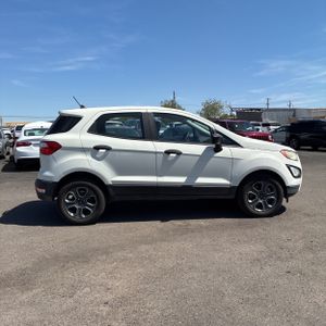 FORD ECOSPORT S - 10