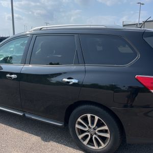 2015 Nissan PATHFINDER SV 照片 6