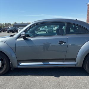 VOLKSWAGEN BEETLE 1.8T CLASSIC - 4