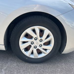 صورة مصغرة 20 لـ 2019 Hyundai ELANTRA SE