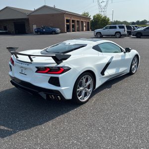 صورة 8 لـ 2021 Chevrolet CORVETTE STINGRAY