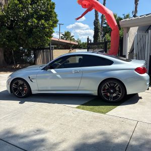 BMW M4 BASE - 3