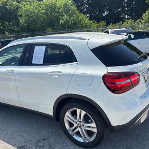 2020 Mercedes-BENZ GLA — фото 6