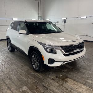 2021 KIA SELTOS LX — миниатюра 12
