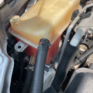 2015 Toyota PRIUS TWO thumbnail 46
