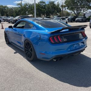 FORD MUSTANG GT PREMIUM - 5