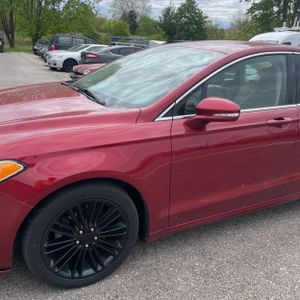FORD FUSION SE - 2