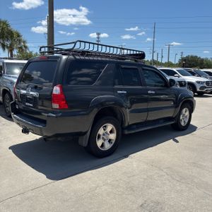 TOYOTA 4RUNNER - 8
