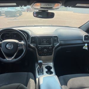2017 JEEP GRAND CHEROKEE LAREDO thumbnail 36