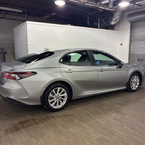 TOYOTA CAMRY - 10