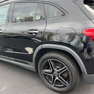 MERCEDES-BENZ GLA - 6
