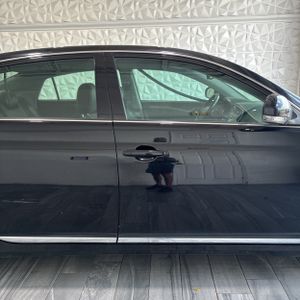 صورة 9 لـ 2012 Toyota AVALON BASE