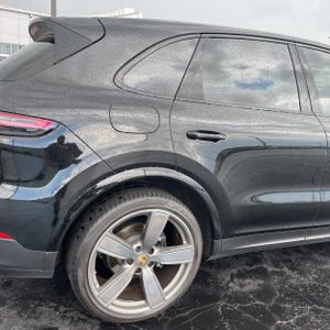PORSCHE CAYENNE - 9