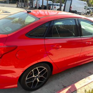 صورة 8 لـ 2016 FORD FOCUS SE