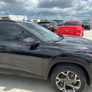 2025 Chevrolet TRAX LT — миниатюра 13