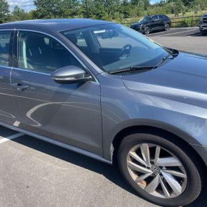 صورة 13 لـ 2018 Volkswagen PASSAT 2.0T SE