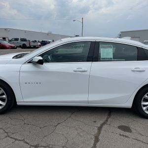 CHEVROLET MALIBU LT - 4