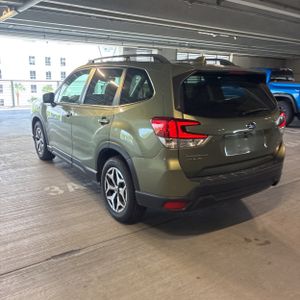 صورة 5 لـ 2020 Subaru FORESTER PREMIUM