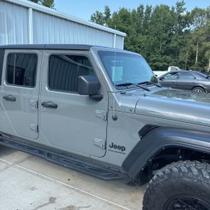صورة مصغرة 13 لـ 2023 JEEP GLADIATOR SPORT