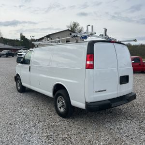 CHEVROLET EXPRESS 3500 - 5