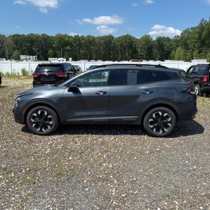2023 KIA SPORTAGE PLUG-IN HYBRID X-LINE PRESTIGE photo 3