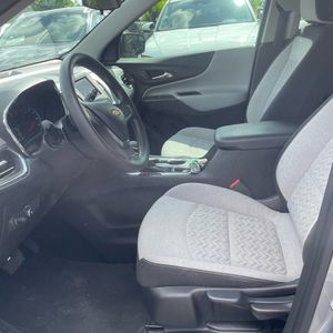 صورة مصغرة 32 لـ 2023 Chevrolet EQUINOX LS