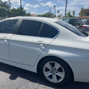 BMW 5 SERIES 528I - 6