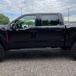 FORD F-150 RAPTOR R - 4