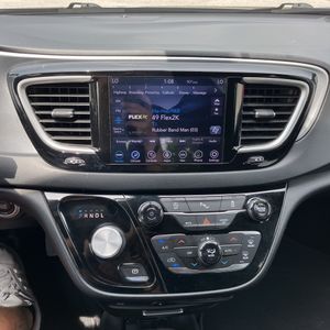 2020 Chrysler PACIFICA TOURING — миниатюра 36