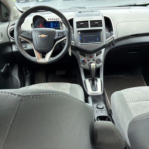 2015 Chevrolet SONIC LS AUTO — миниатюра 35